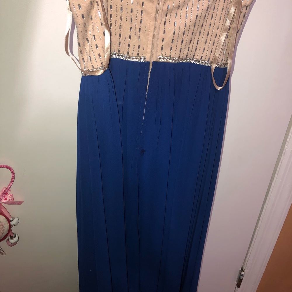 Prom dress - Picture 7 of 8